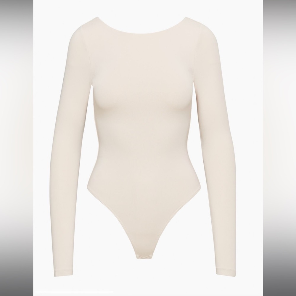 NWT Aritzia Babaton Denude Contour Boatneck Bodysuit Size XS
